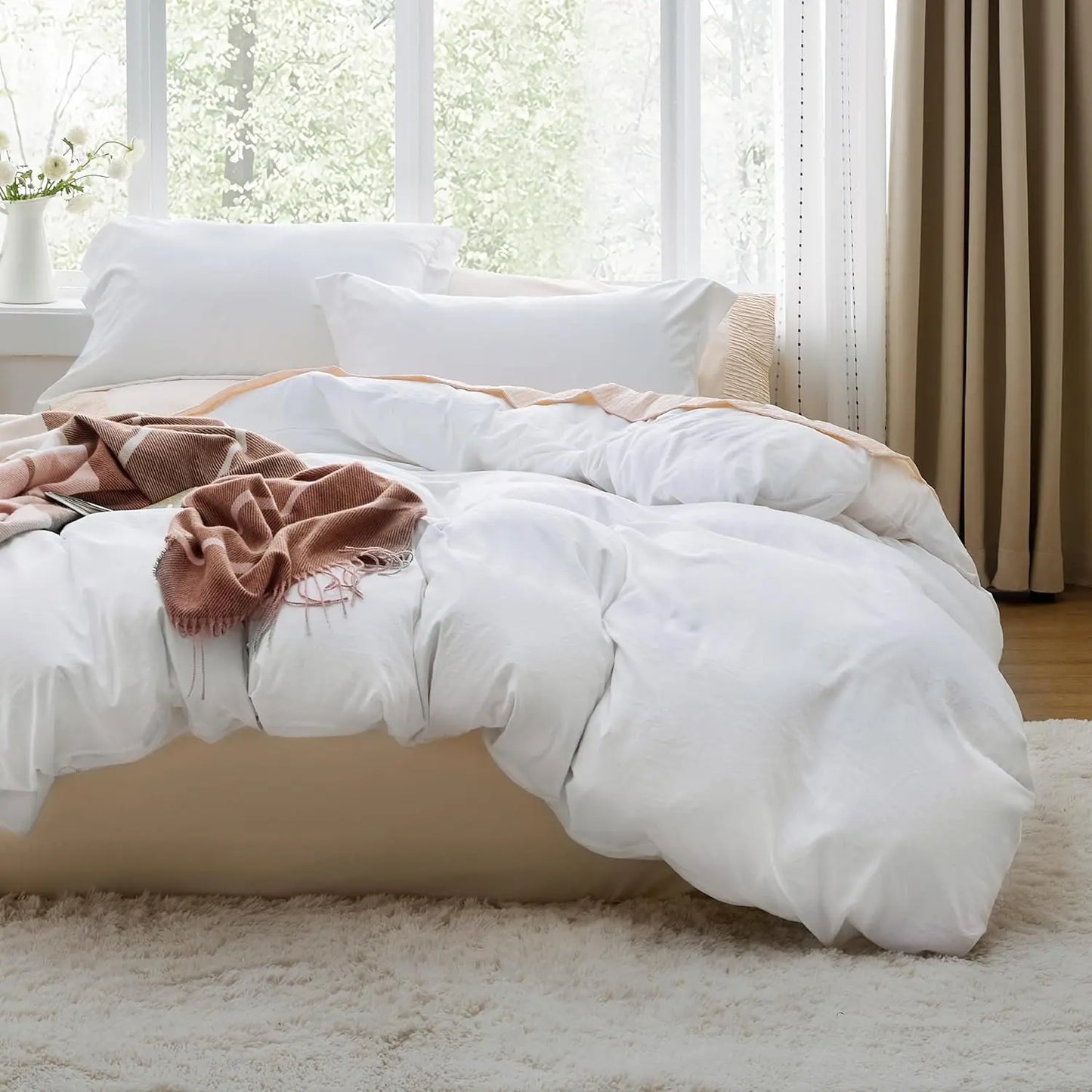 Bedsure Lightweight Soft Duvet Cover - 3 Pieces Prewashed Cotton-Like Polyester Extra Soft Bedding Set, Includes 1 Duvet Cover with Zipper Closure & 2 Pillow Shams, No Comforter