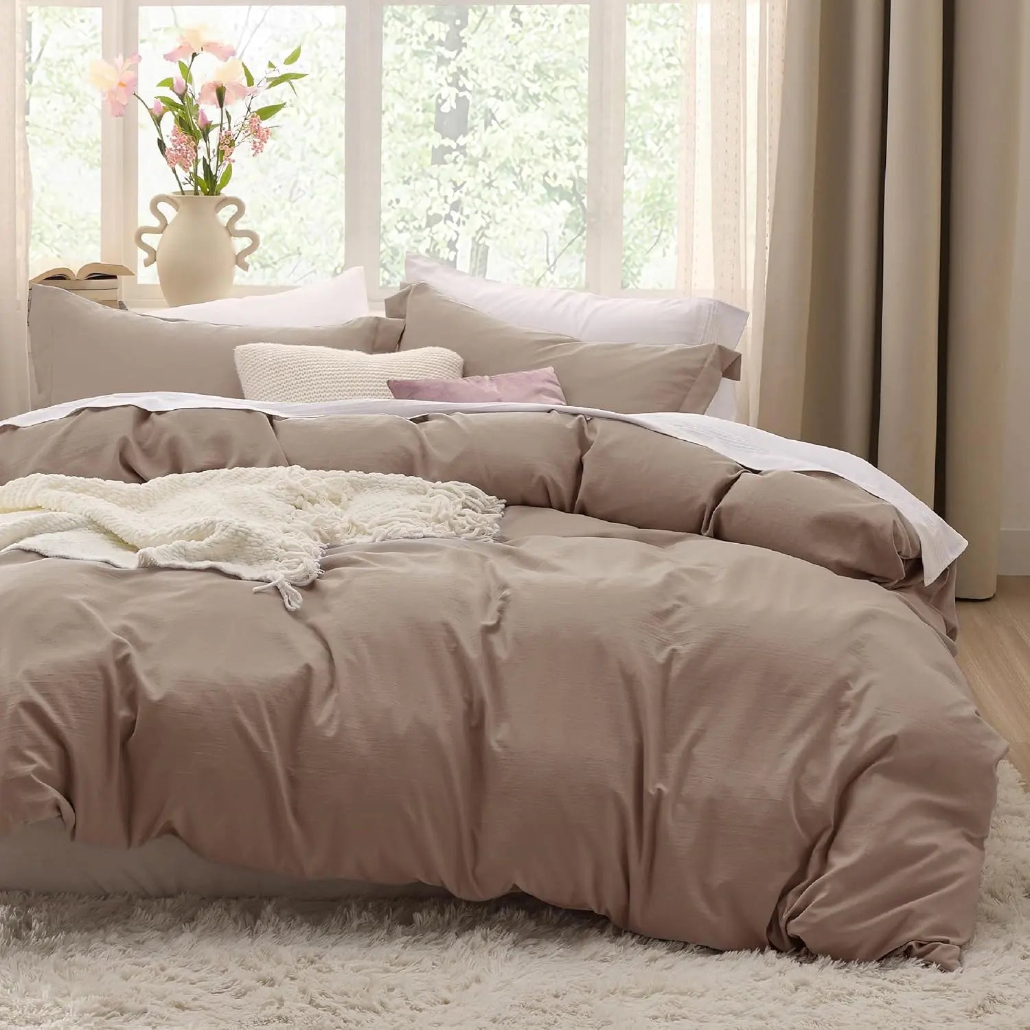 Bedsure Lightweight Soft Duvet Cover - 3 Pieces Prewashed Cotton-Like Polyester Extra Soft Bedding Set, Includes 1 Duvet Cover with Zipper Closure & 2 Pillow Shams, No Comforter