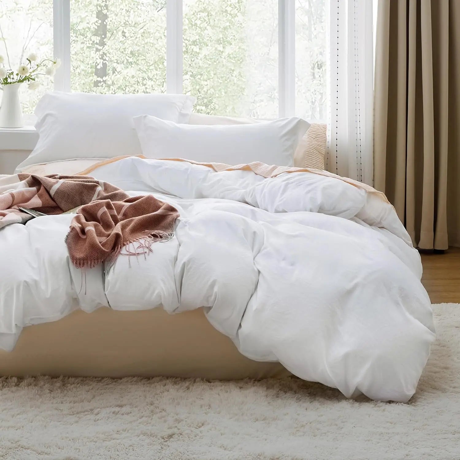 Bedsure Lightweight Soft Duvet Cover - 3 Pieces Prewashed Cotton-Like Polyester Extra Soft Bedding Set, Includes 1 Duvet Cover with Zipper Closure & 2 Pillow Shams, No Comforter