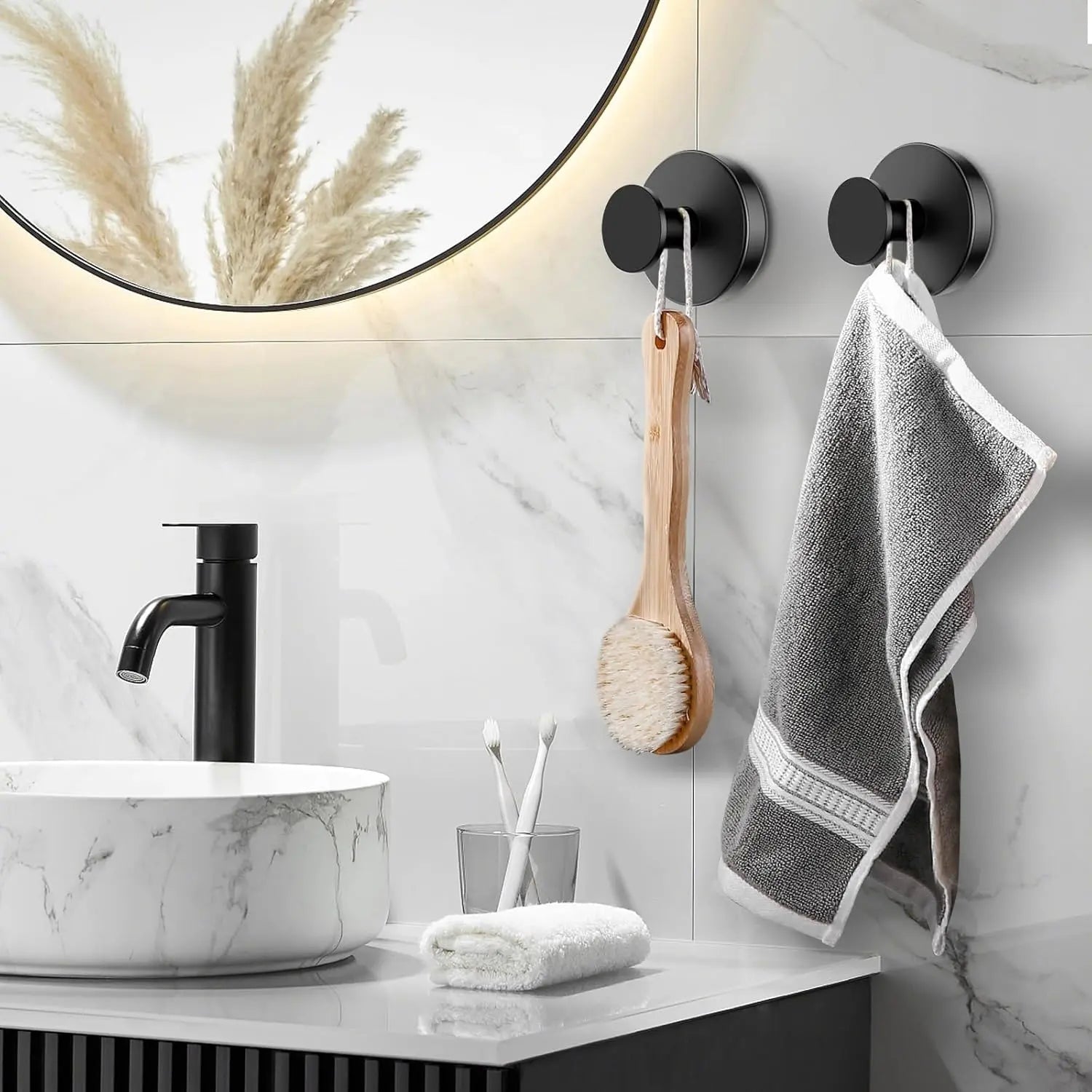 Decerk 2 PCS Suction Cup Hooks Christmas Gift Gadgets Kitchen Home Essentials Suction Hooks Bathroom Accessories Waterproof Reuseable for Shower Bathroom Towel Hooks Shower Hooks Holders Shower Hooks Hanging Towels Loofah Robe