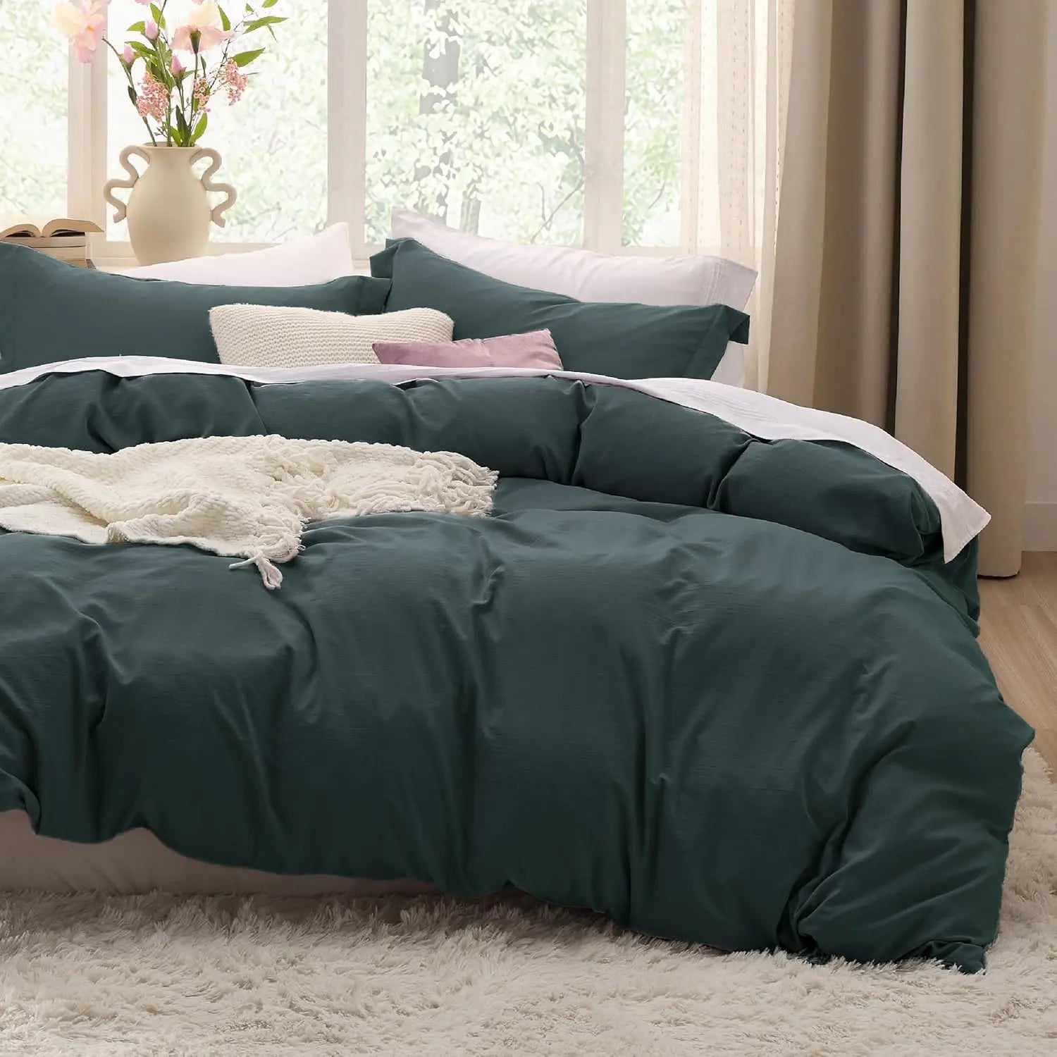 Bedsure Lightweight Soft Duvet Cover - 3 Pieces Prewashed Cotton-Like Polyester Extra Soft Bedding Set, Includes 1 Duvet Cover with Zipper Closure & 2 Pillow Shams, No Comforter